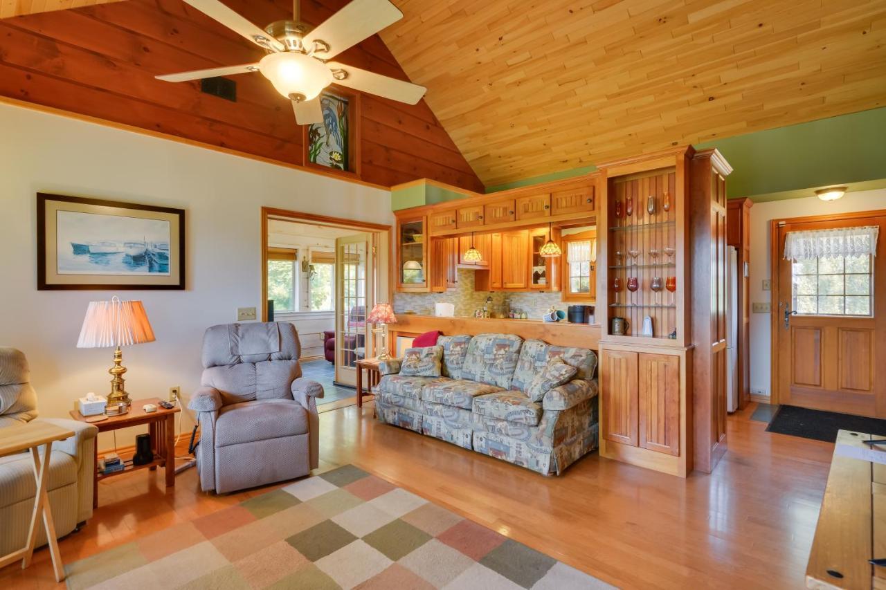 Warm And Cozy Clayton Cabin Near St Lawrence River! Bagian luar foto