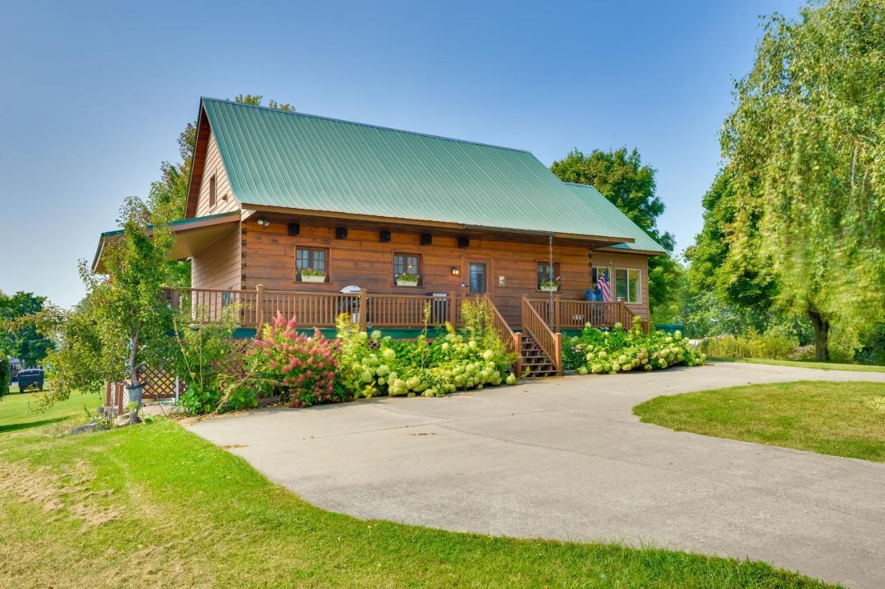 Warm And Cozy Clayton Cabin Near St Lawrence River! Bagian luar foto