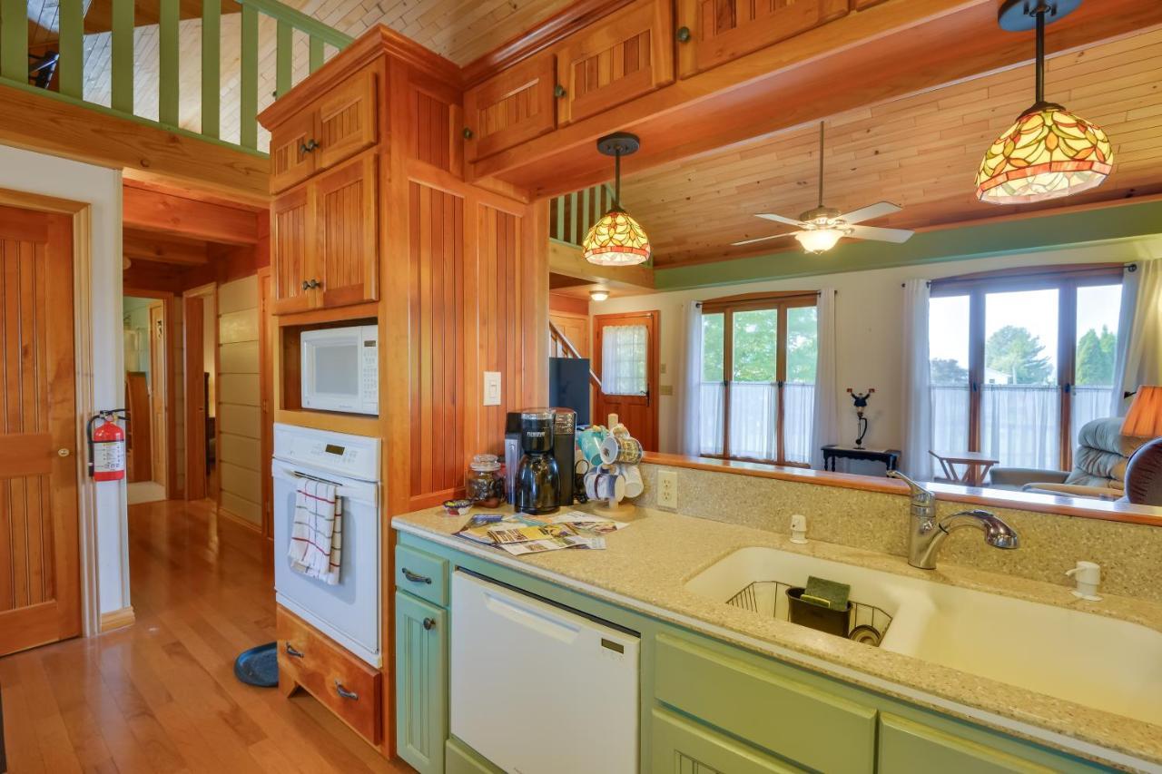 Warm And Cozy Clayton Cabin Near St Lawrence River! Bagian luar foto
