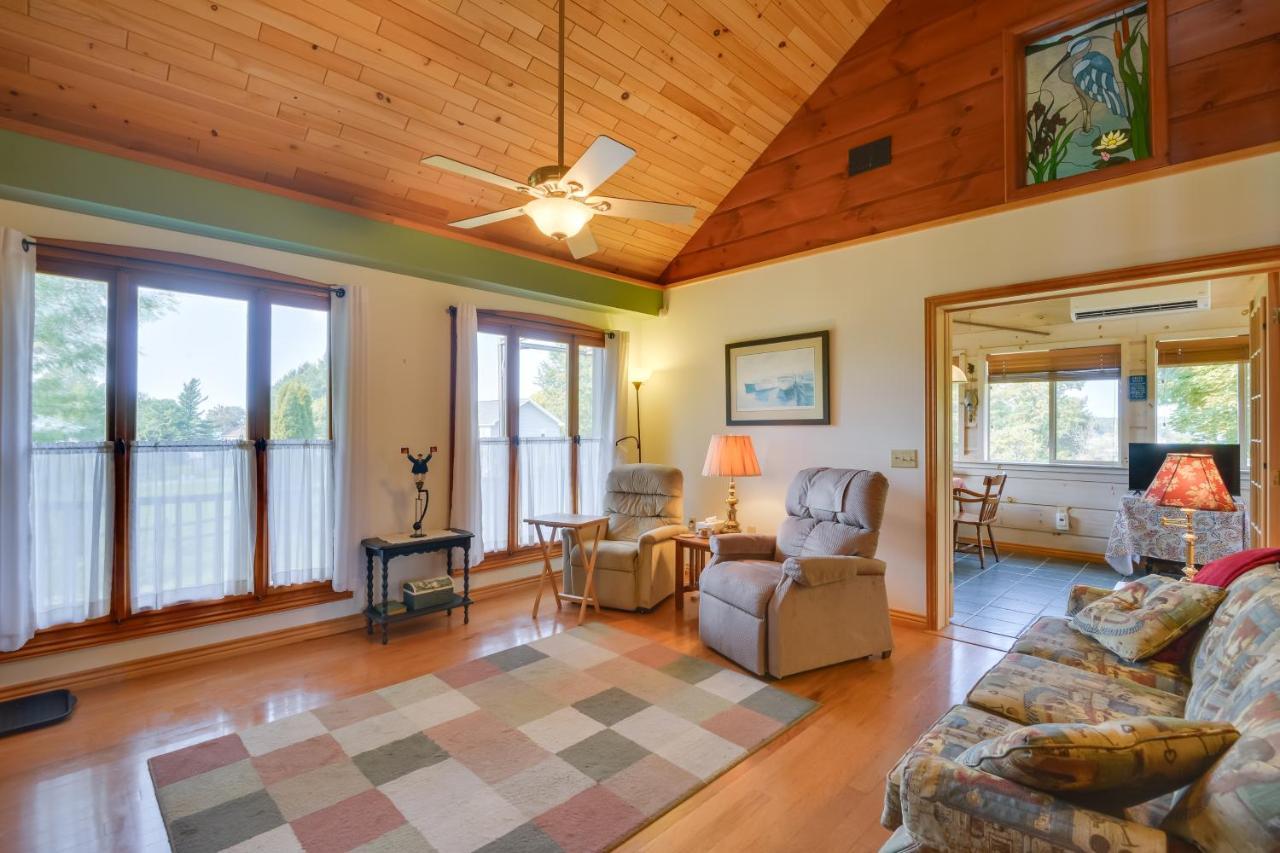 Warm And Cozy Clayton Cabin Near St Lawrence River! Bagian luar foto
